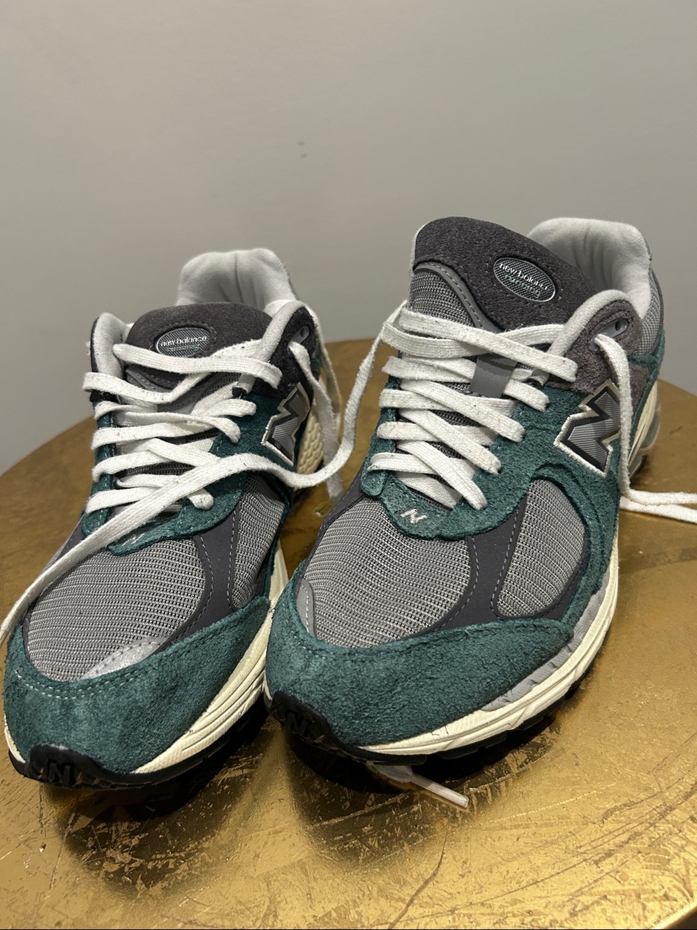 New Balance 2002R - Picture 2 of 4